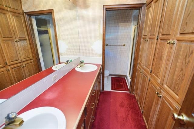 Tahlequah, Oklahoma, 74464, United States, 4 Bedrooms Bedrooms, ,4 BathroomsBathrooms,Residential,For Sale,1975818