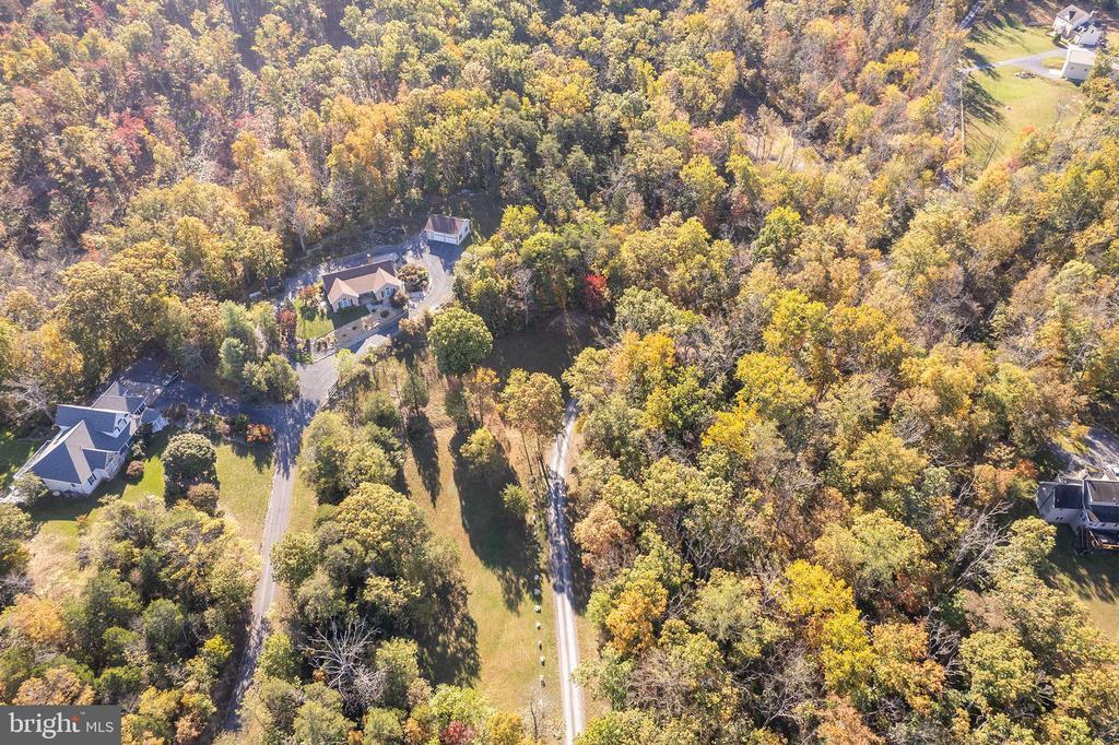 Strasburg, Virginia, 22657, United States, 2 Bedrooms Bedrooms, ,2 BathroomsBathrooms,Residential,For Sale,1996820