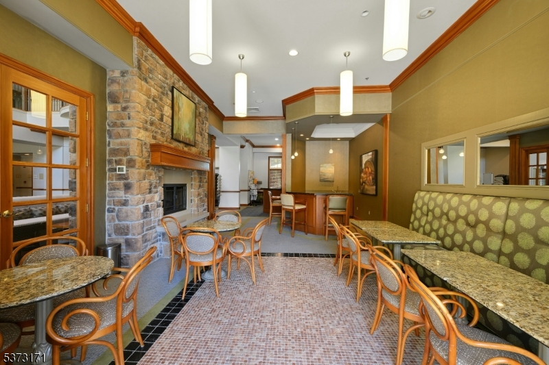 Franklin Twp., New Jersey, 08873, United States, 2 Bedrooms Bedrooms, ,2 BathroomsBathrooms,Residential,For Sale,1947950