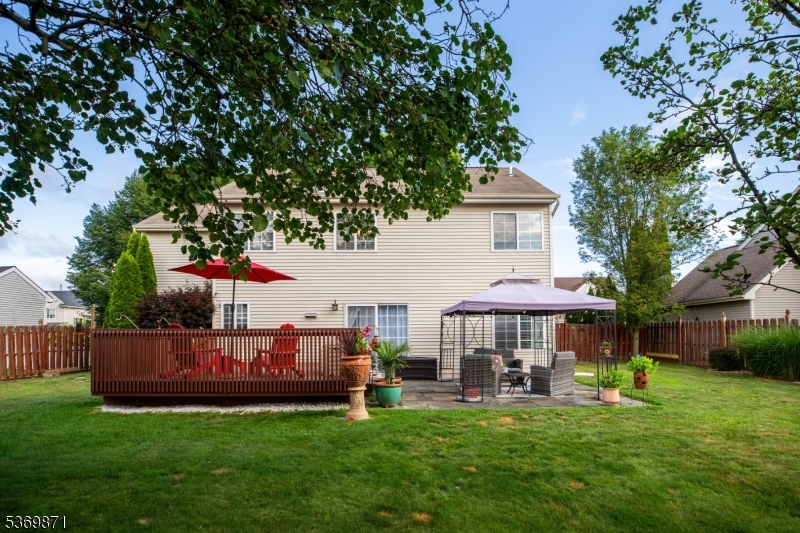 Jefferson Twp., New Jersey, 07438-8883, United States, 4 Bedrooms Bedrooms, ,3 BathroomsBathrooms,Residential,For Sale,1914161