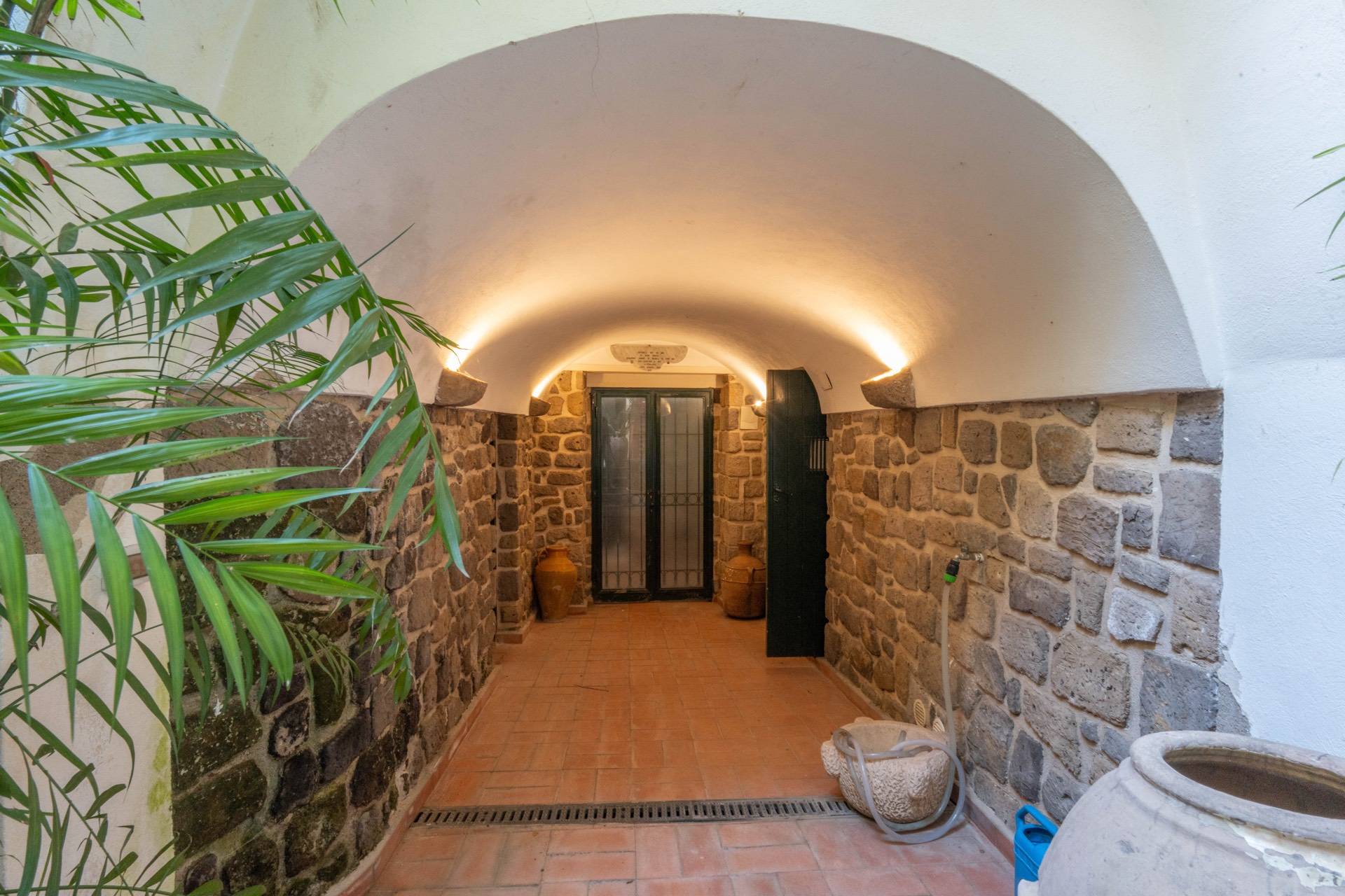piazza seiano, Vico Equense, Napoli, 80069, IT, 4 Bedrooms Bedrooms, ,4 BathroomsBathrooms,Residential,For Sale,piazza seiano,1629621