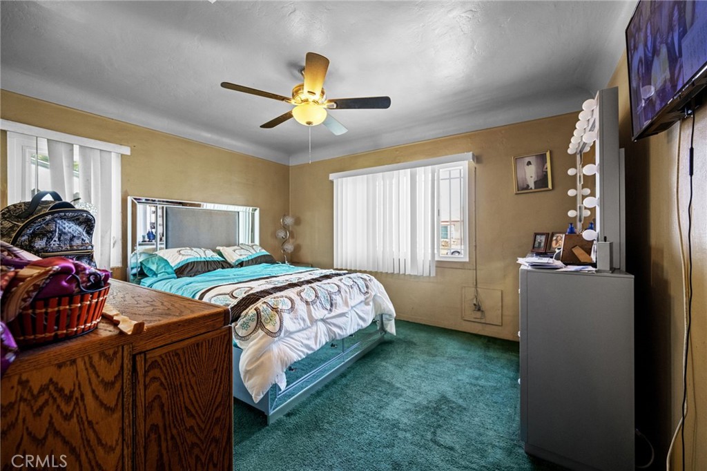 Los Angeles, California, 90044, United States, 3 Bedrooms Bedrooms, ,1 BathroomBathrooms,Residential,For Sale,1937466