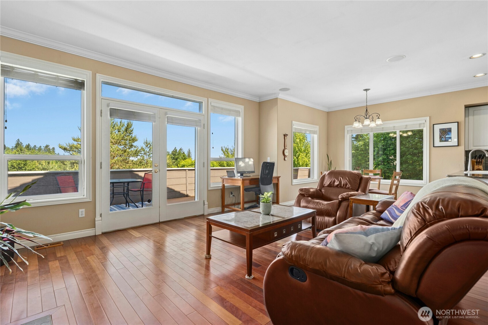 Newcastle, Washington, 98056, United States, 3 Bedrooms Bedrooms, ,3 BathroomsBathrooms,Residential,For Sale,1839033