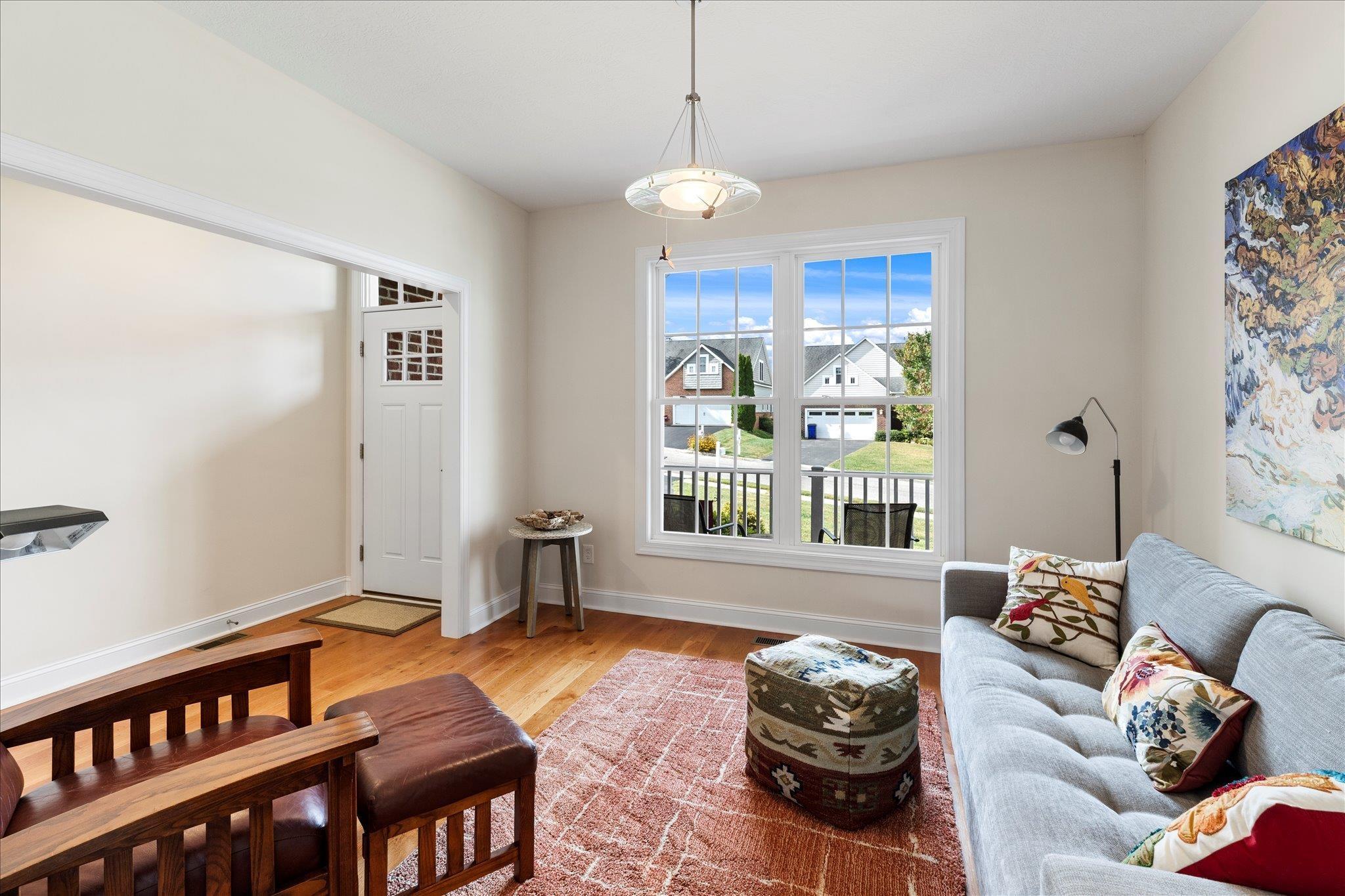 Blacksburg, Virginia, 24060, United States, 4 Bedrooms Bedrooms, ,3 BathroomsBathrooms,Residential,For Sale,1951169