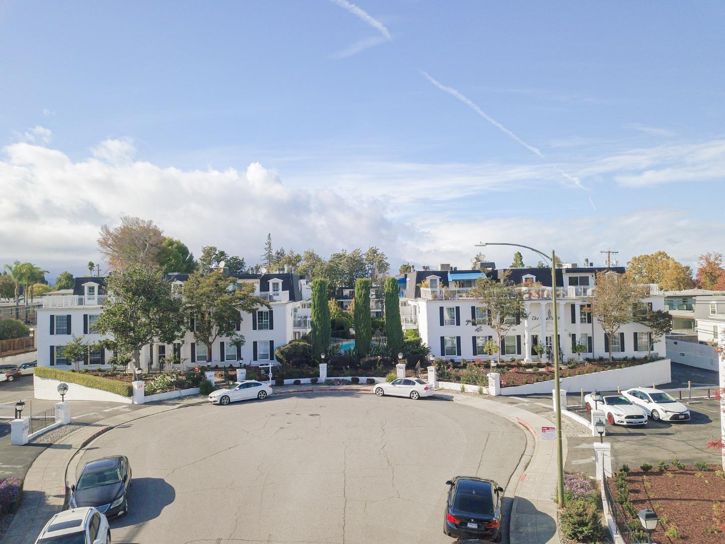 Mountain View, California, 94040, United States, 2 Bedrooms Bedrooms, ,2 BathroomsBathrooms,Residential,For Sale,1988122