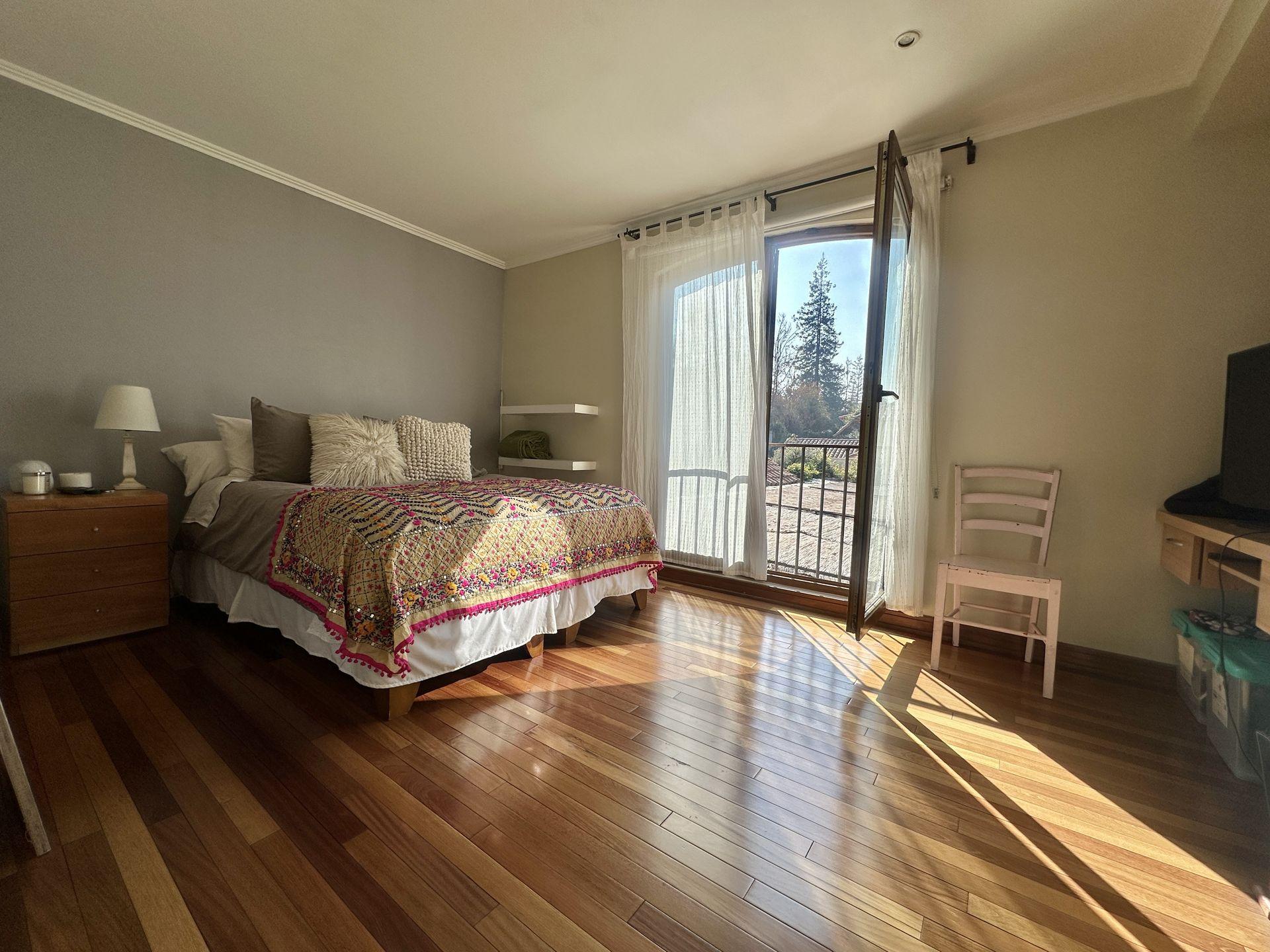 Lo Barnechea, Chile, 6 Bedrooms Bedrooms, ,5 BathroomsBathrooms,Residential,For Sale,1903645