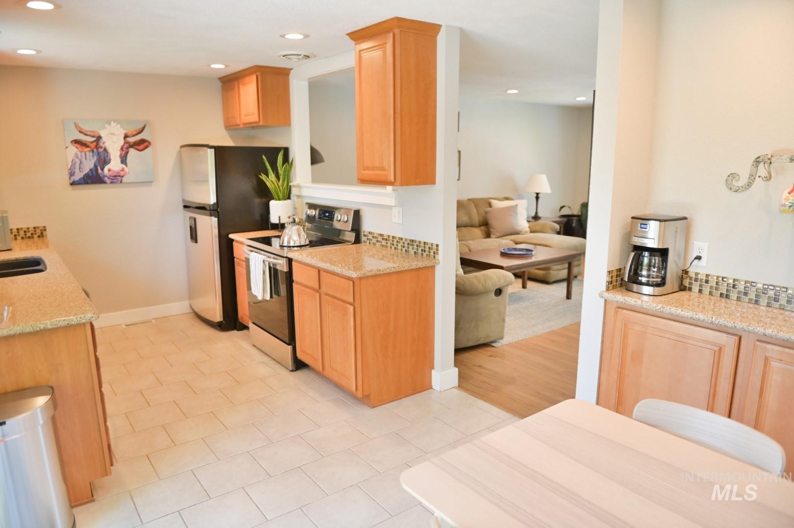 300 Iowa St, Boise, Idaho, 83706, United States, 3 Bedrooms Bedrooms, ,2 BathroomsBathrooms,Residential,For Sale,300 Iowa St,1432131