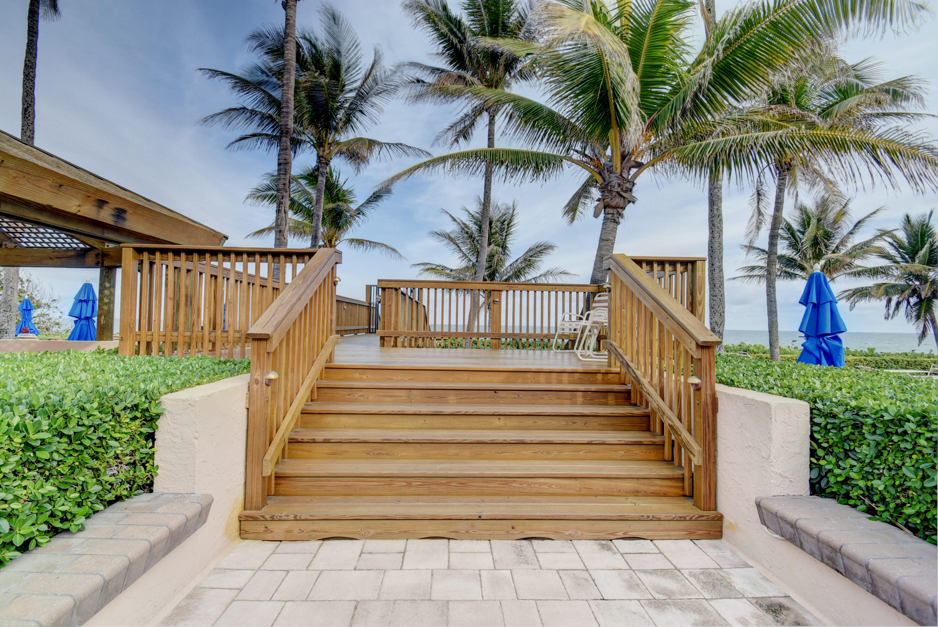 Highland Beach, Florida, 33487, United States, 2 Bedrooms Bedrooms, ,2 BathroomsBathrooms,Residential,For Sale,1907746