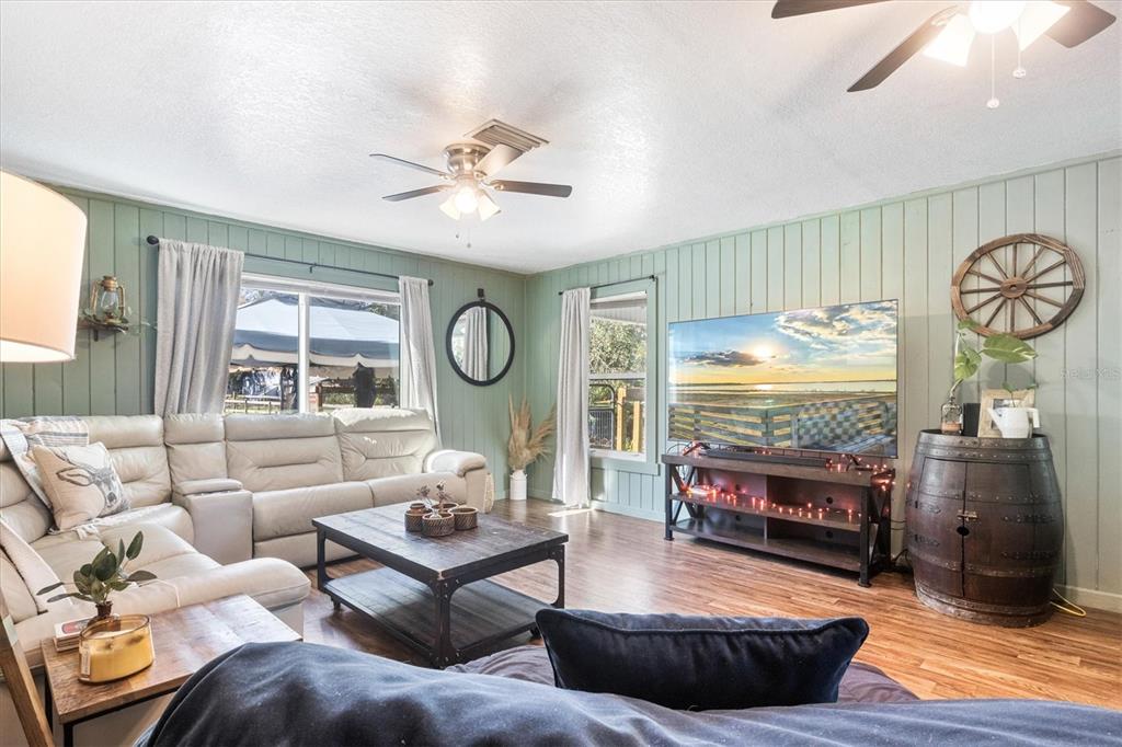 Arcadia, Florida, 34266, United States, 4 Bedrooms Bedrooms, ,3 BathroomsBathrooms,Residential,For Sale,1913151