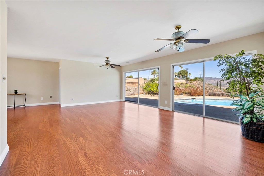 Hemet, California, 92544, United States, 3 Bedrooms Bedrooms, ,2 BathroomsBathrooms,Residential,For Sale,1983070