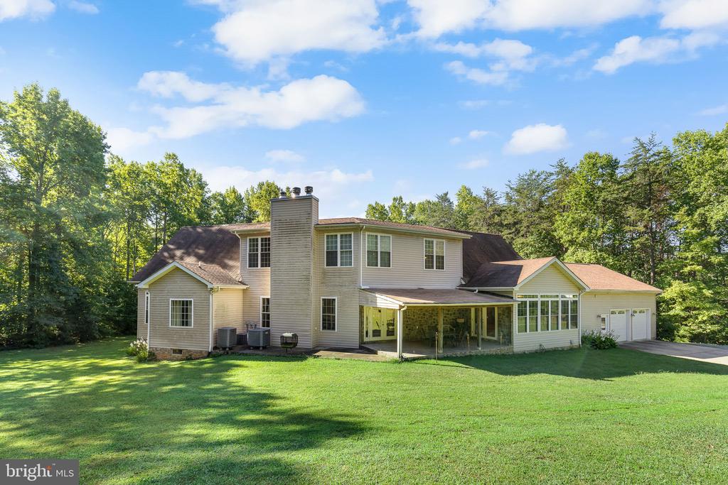 895 Stefaniga Road, Stafford, Virginia, 22556, United States, 4 Bedrooms Bedrooms, ,5 BathroomsBathrooms,Residential,For Sale,895 Stefaniga Road,1641488