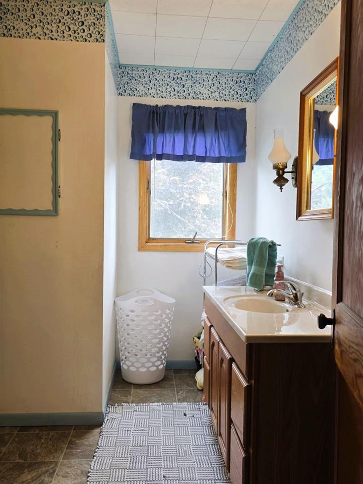 Gays Mills, Wisconsin, 54631, United States, 4 Bedrooms Bedrooms, ,3 BathroomsBathrooms,Residential,For Sale,1914318