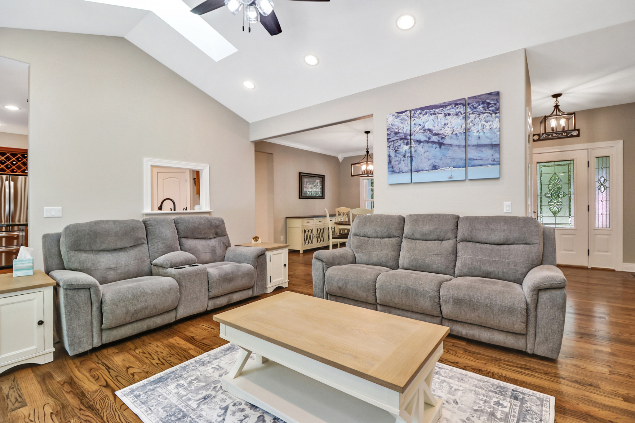 Crossville, Tennessee, 38558, United States, 4 Bedrooms Bedrooms, ,3 BathroomsBathrooms,Residential,For Sale,1976801