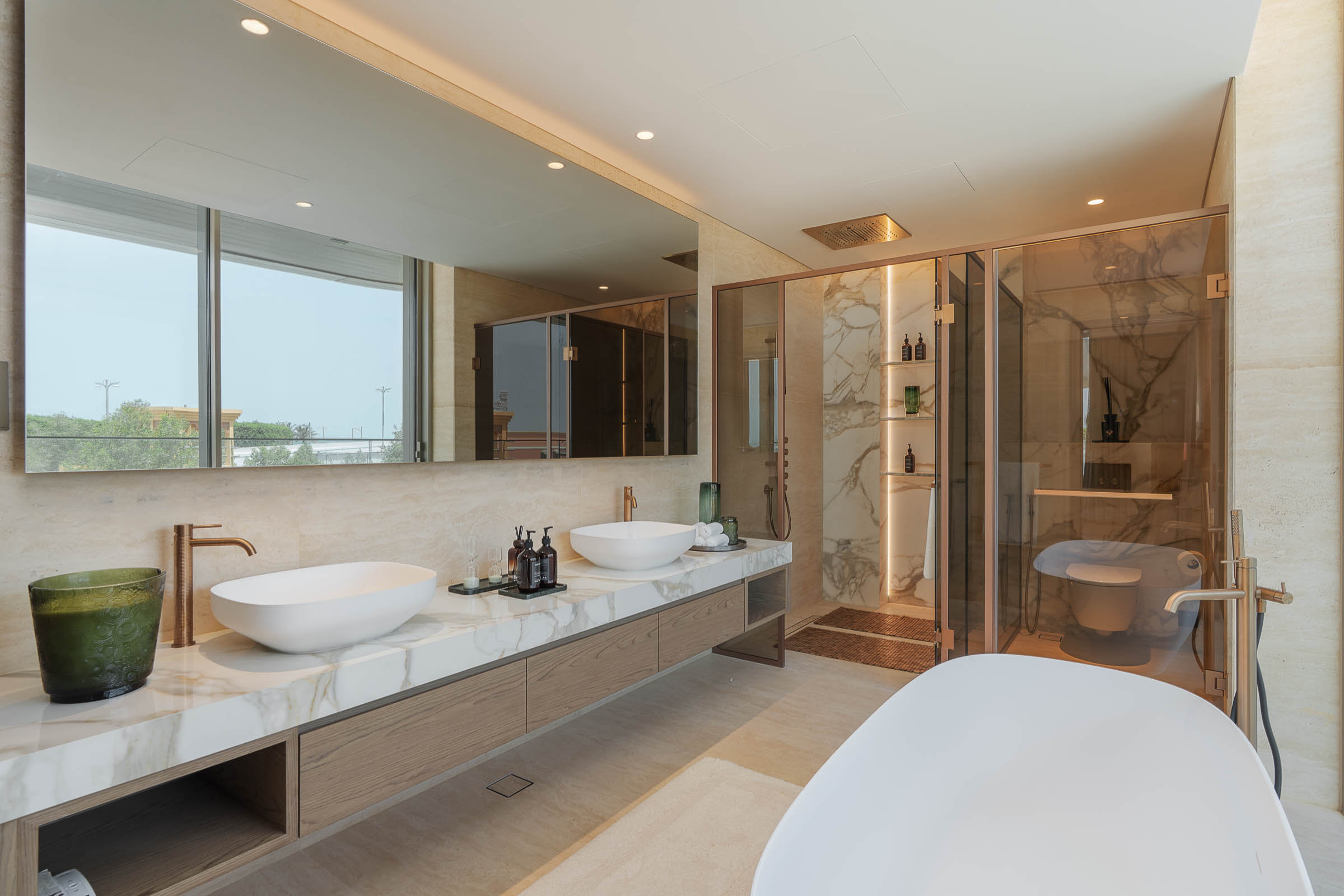  Brand-New Three-Bedroom Residence at Serenia Living - 物件實景