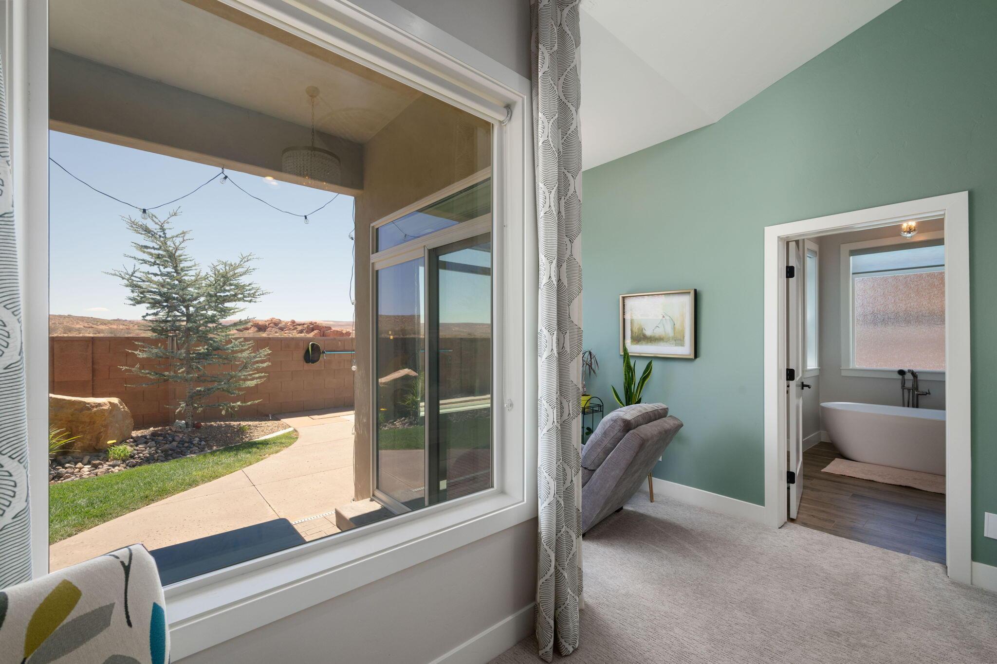 Hurricane, Utah, 84737, United States, 6 Bedrooms Bedrooms, ,6 BathroomsBathrooms,Residential,For Sale,1977381