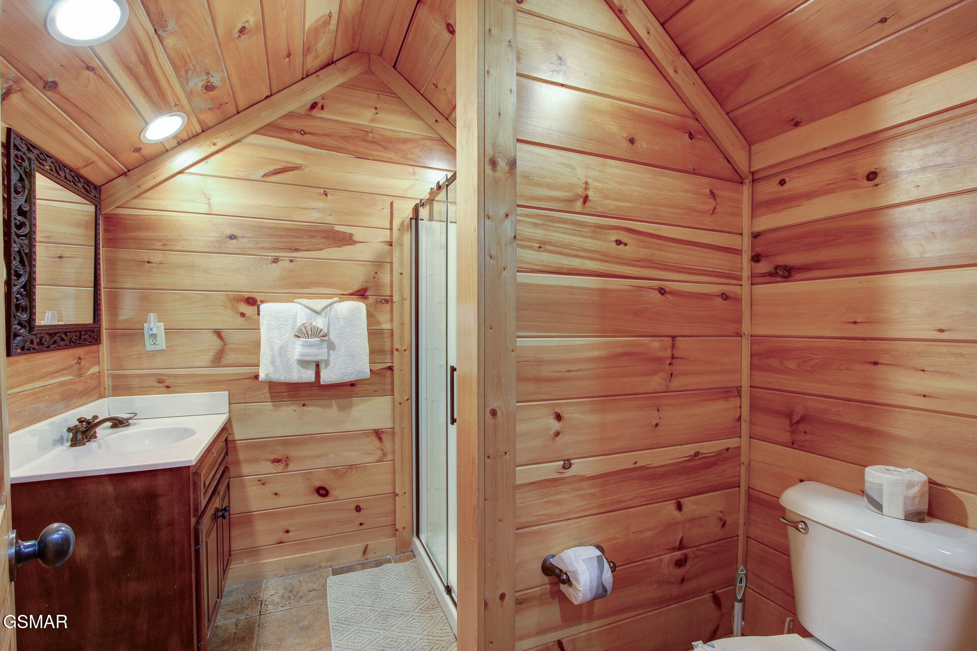 Sevierville, Tennessee, 37876, United States, 3 Bedrooms Bedrooms, ,5 BathroomsBathrooms,Residential,For Sale,1976203