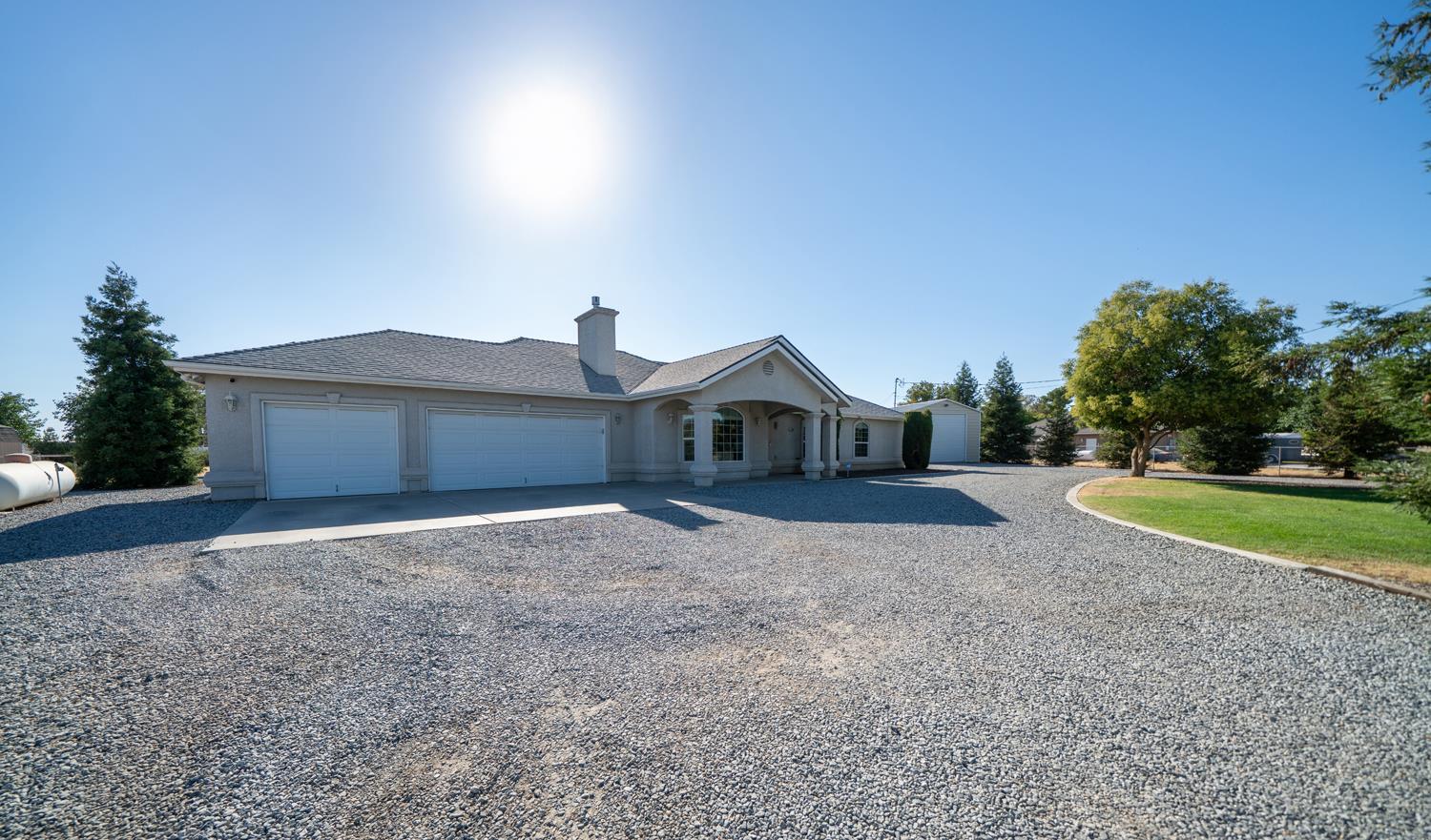 Madera, California, 93636, United States, 4 Bedrooms Bedrooms, ,3 BathroomsBathrooms,Residential,For Sale,1920863
