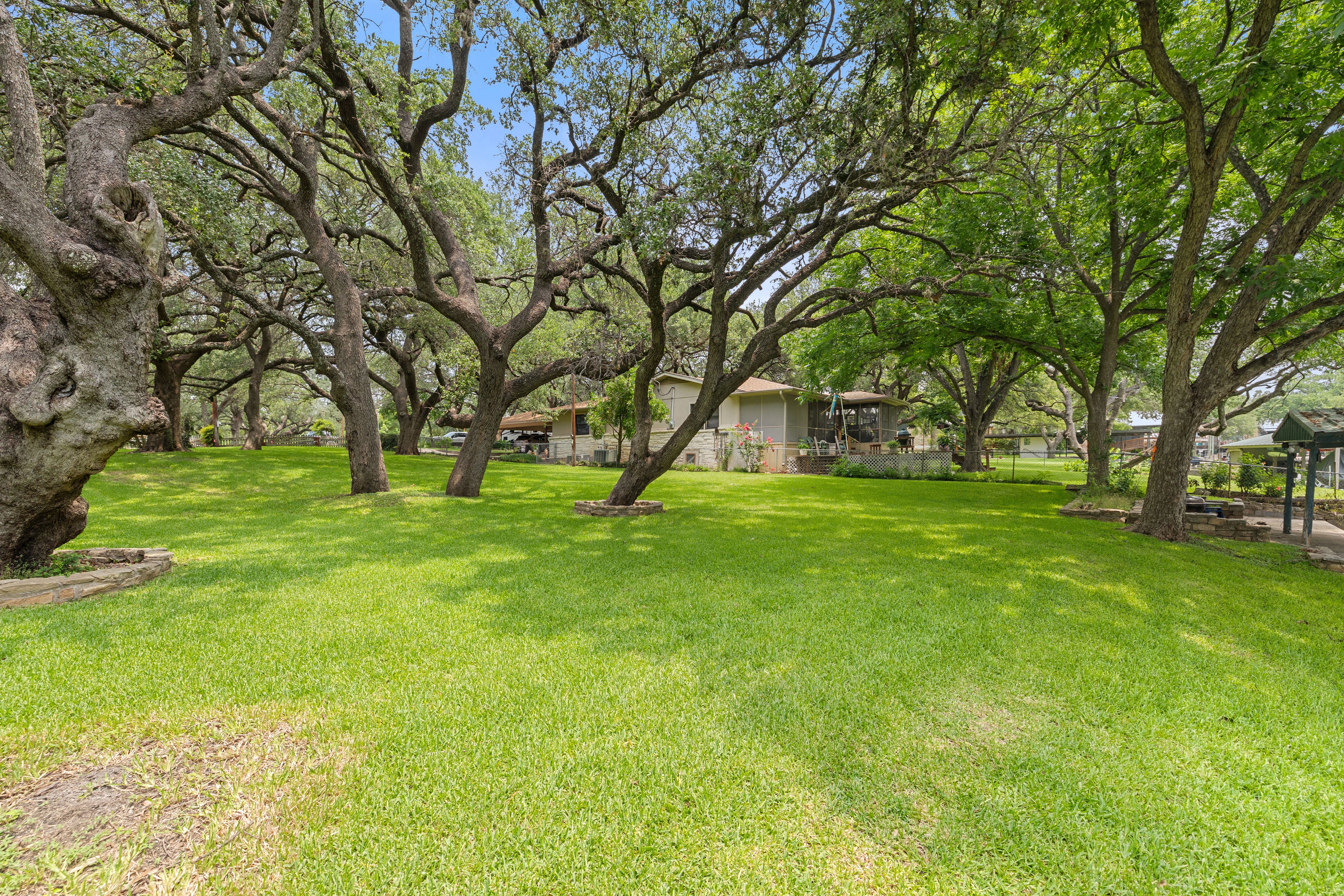  Prime Lake LBJ Waterfront Opportunity - 物件實景