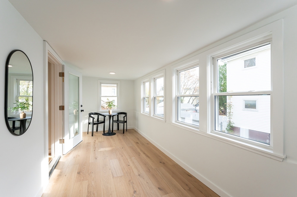 Haverhill, Massachusetts, 01830, United States, 4 Bedrooms Bedrooms, ,2 BathroomsBathrooms,Residential,For Sale,1991718