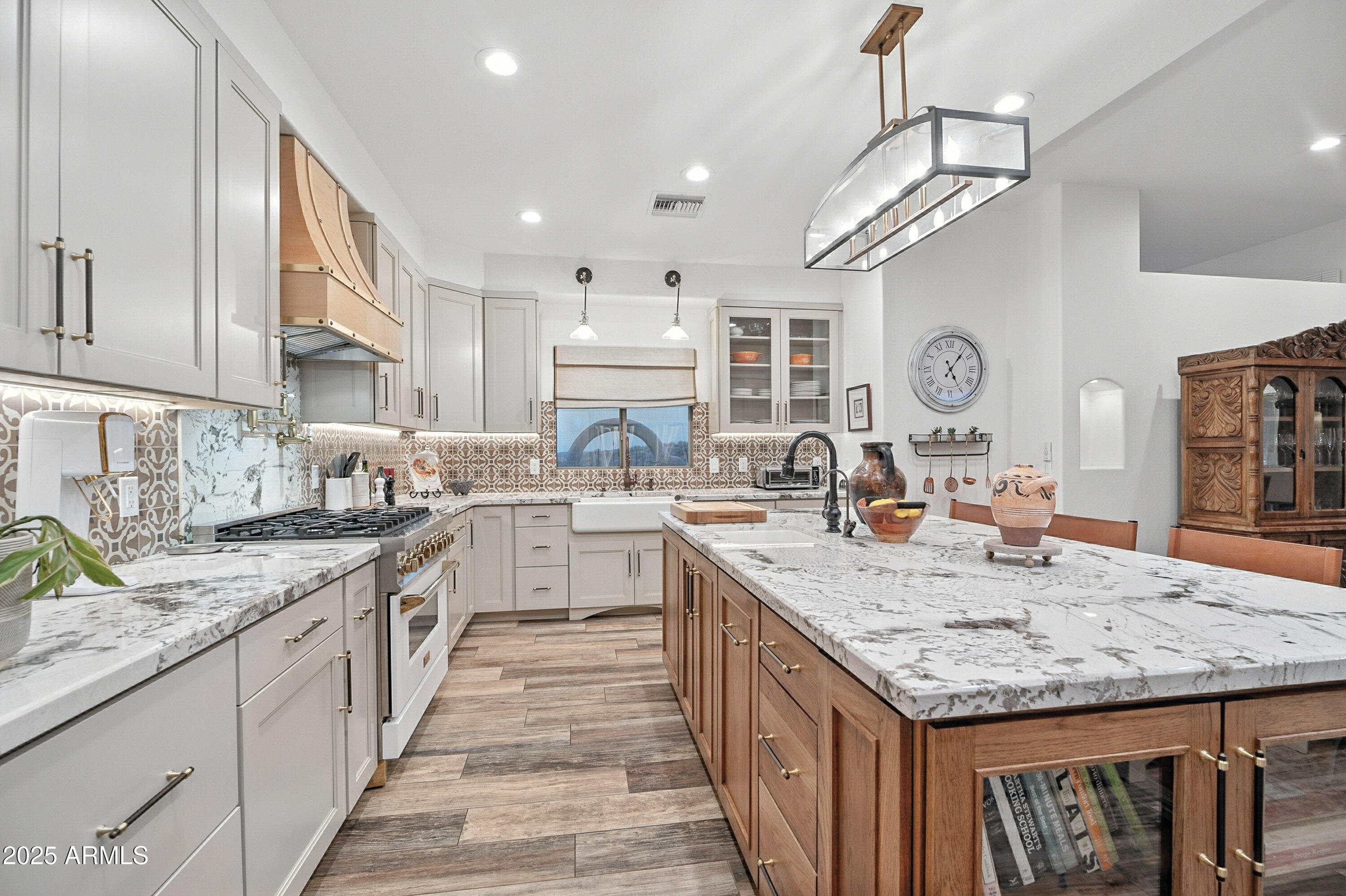 Clarkdale, Arizona, 86324, United States, 3 Bedrooms Bedrooms, ,Residential,For Sale,1927431