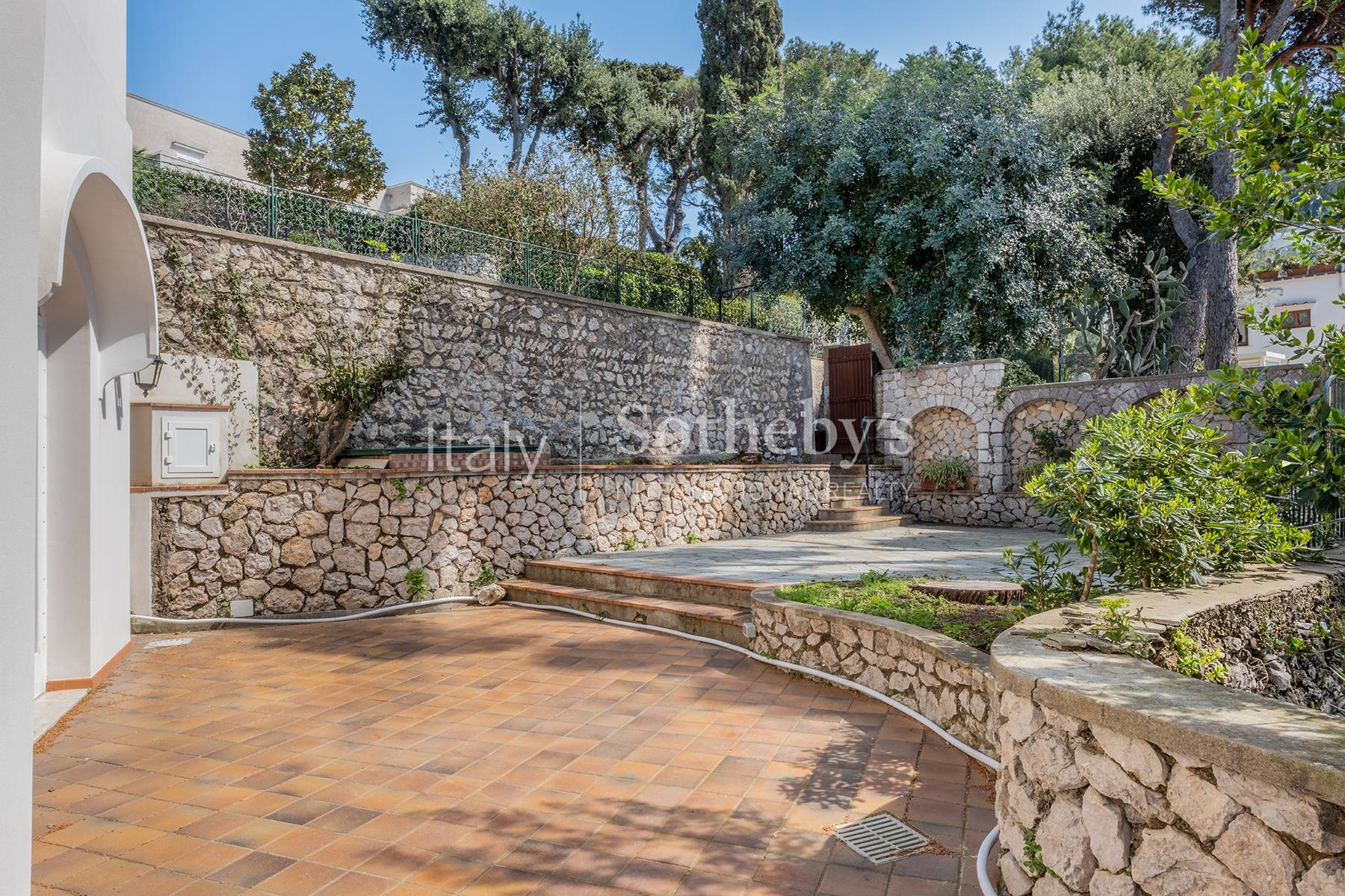  Charming residence with terraces and garden - 物件實景