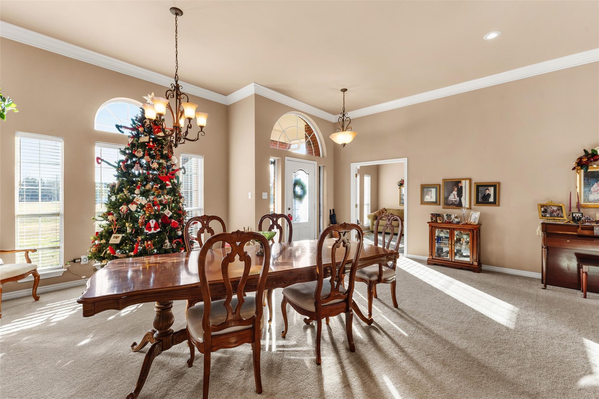 Sulphur Springs, Texas, 75482, United States, 4 Bedrooms Bedrooms, ,4 BathroomsBathrooms,Residential,For Sale,2012566