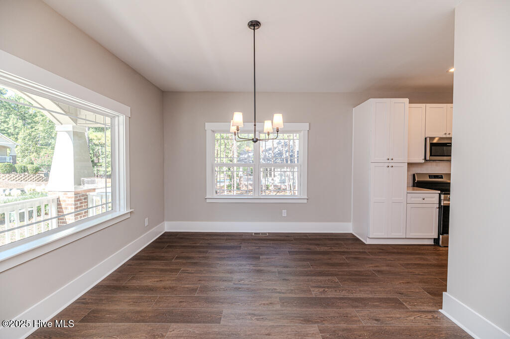 Pinehurst, North Carolina, 28374, United States, 4 Bedrooms Bedrooms, ,4 BathroomsBathrooms,Residential,For Sale,1895697