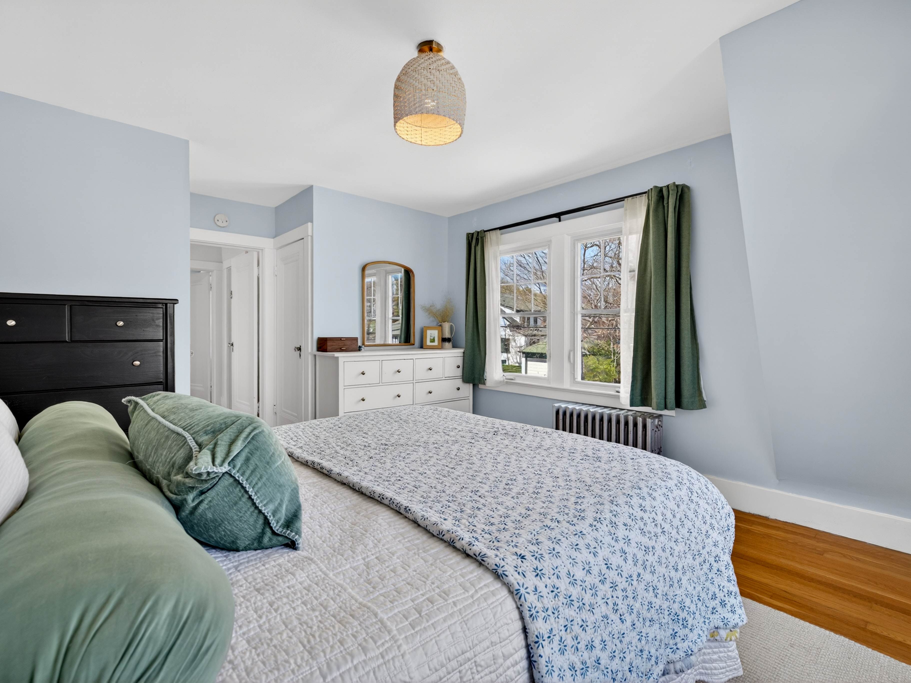  Charming 4-Bedroom Home in New London - 物件實景