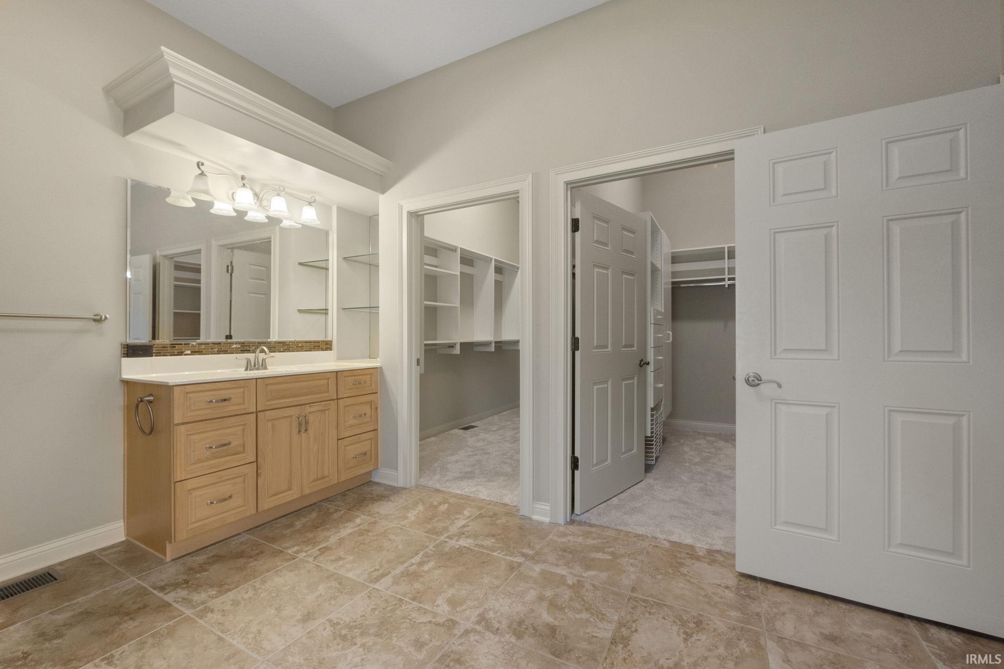 Fort Wayne, Indiana, 46845, United States, 3 Bedrooms Bedrooms, ,4 BathroomsBathrooms,Residential,For Sale,1908005