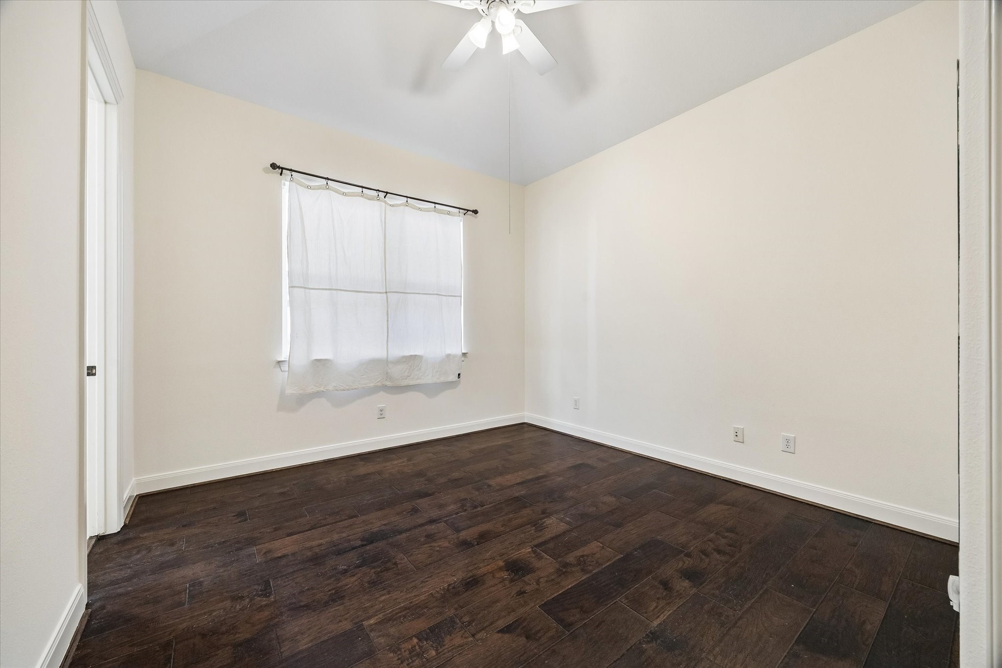  3202 Loblolly Pines Way - 物件實景
