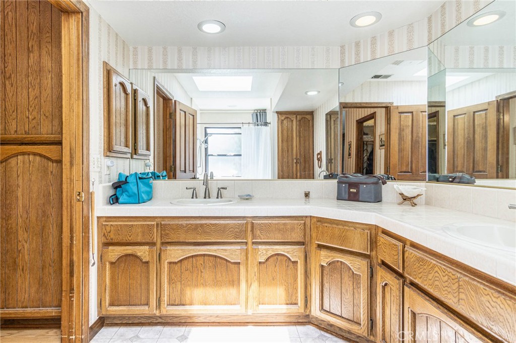 Hesperia, California, 92345, United States, 3 Bedrooms Bedrooms, ,3 BathroomsBathrooms,Residential,For Sale,1923948