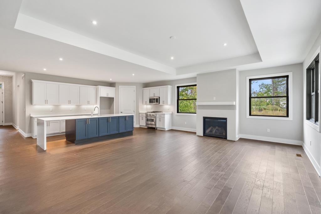 Harbor Springs, Michigan, 49740, United States, 3 Bedrooms Bedrooms, ,2 BathroomsBathrooms,Residential,For Sale,1991067