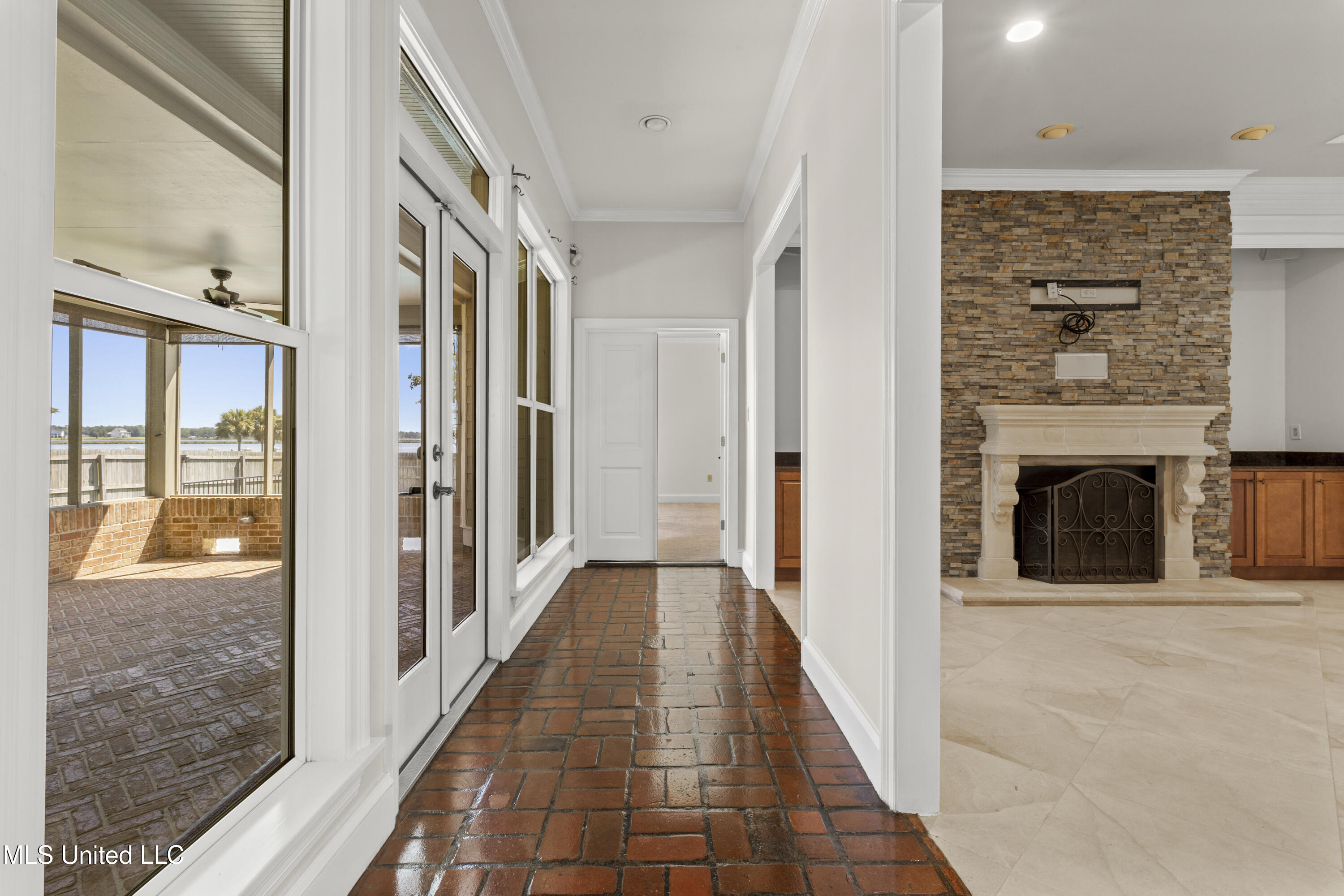 Biloxi, Mississippi, 39531, United States, 4 Bedrooms Bedrooms, ,3 BathroomsBathrooms,Residential,For Sale,1908803