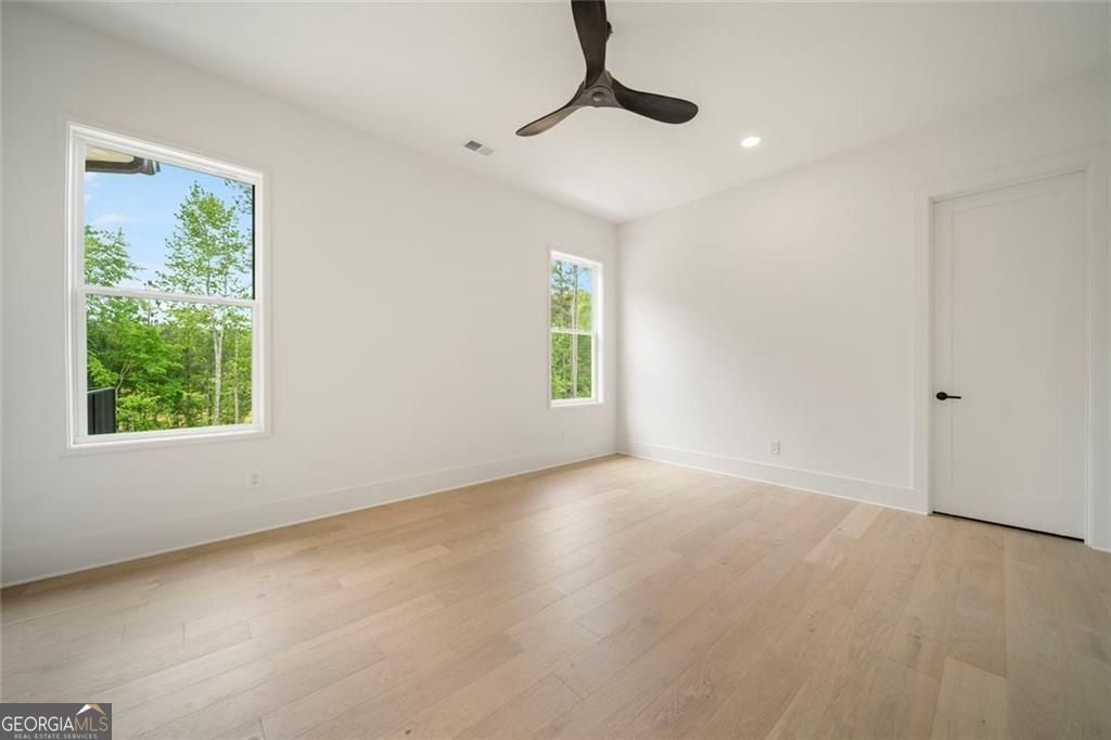 Lawrenceville, Georgia, 30046, United States, 5 Bedrooms Bedrooms, ,5 BathroomsBathrooms,Residential,For Sale,2042592