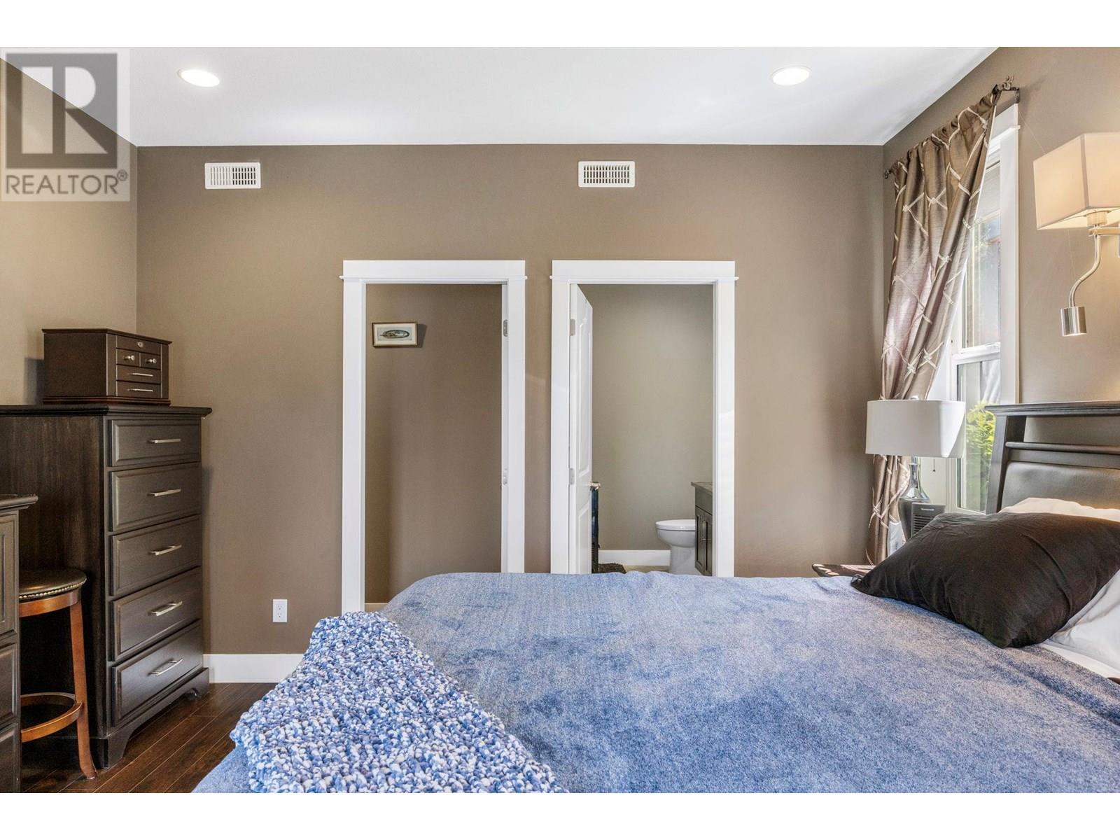 KELOWNA, British Columbia, V1X 7V3, CA, 4 Bedrooms Bedrooms, ,2 BathroomsBathrooms,Residential,For Sale,1948769
