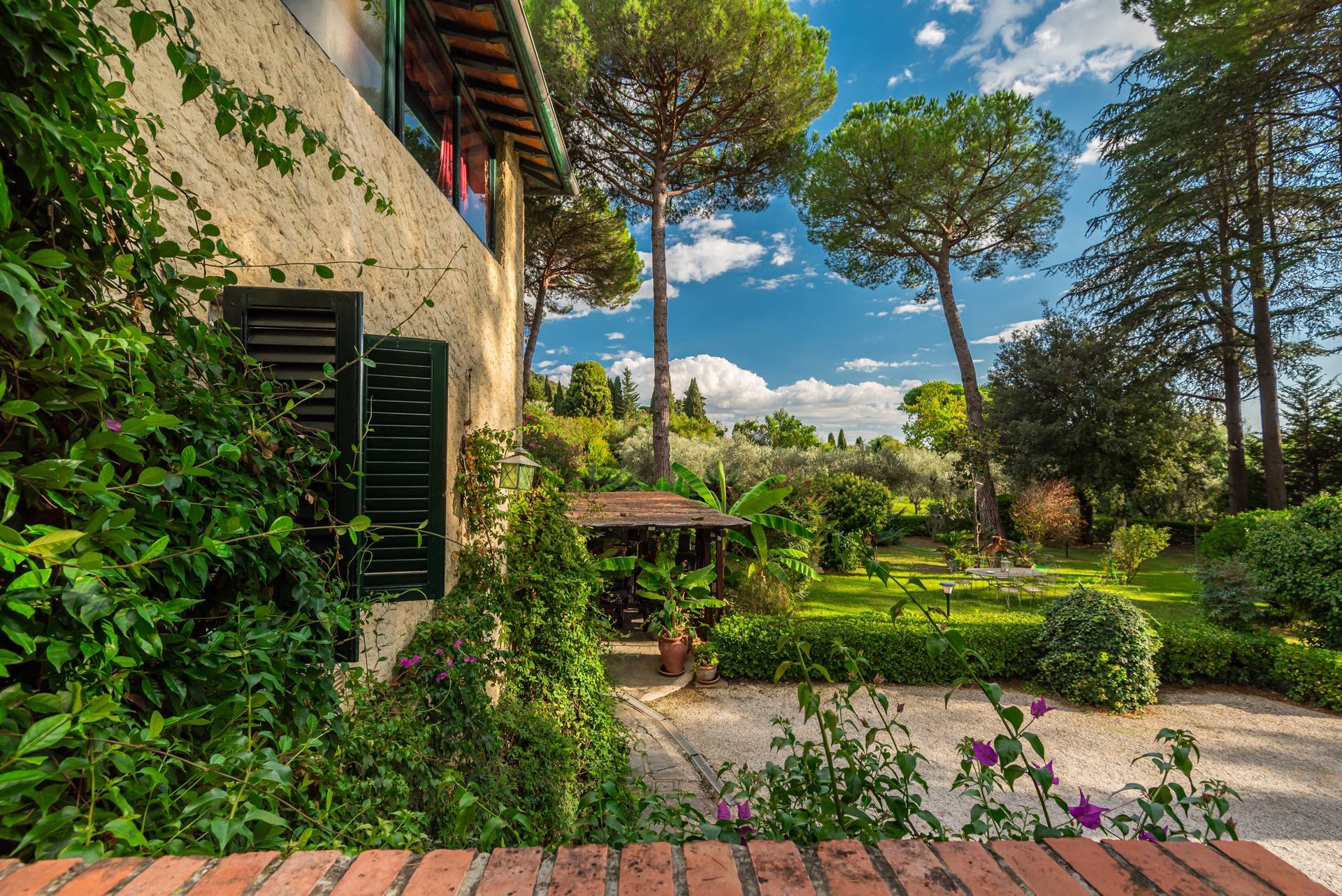 Massarosa, Lucca, 55054, IT, 8 Bedrooms Bedrooms, ,8 BathroomsBathrooms,Residential,For Sale,1990966