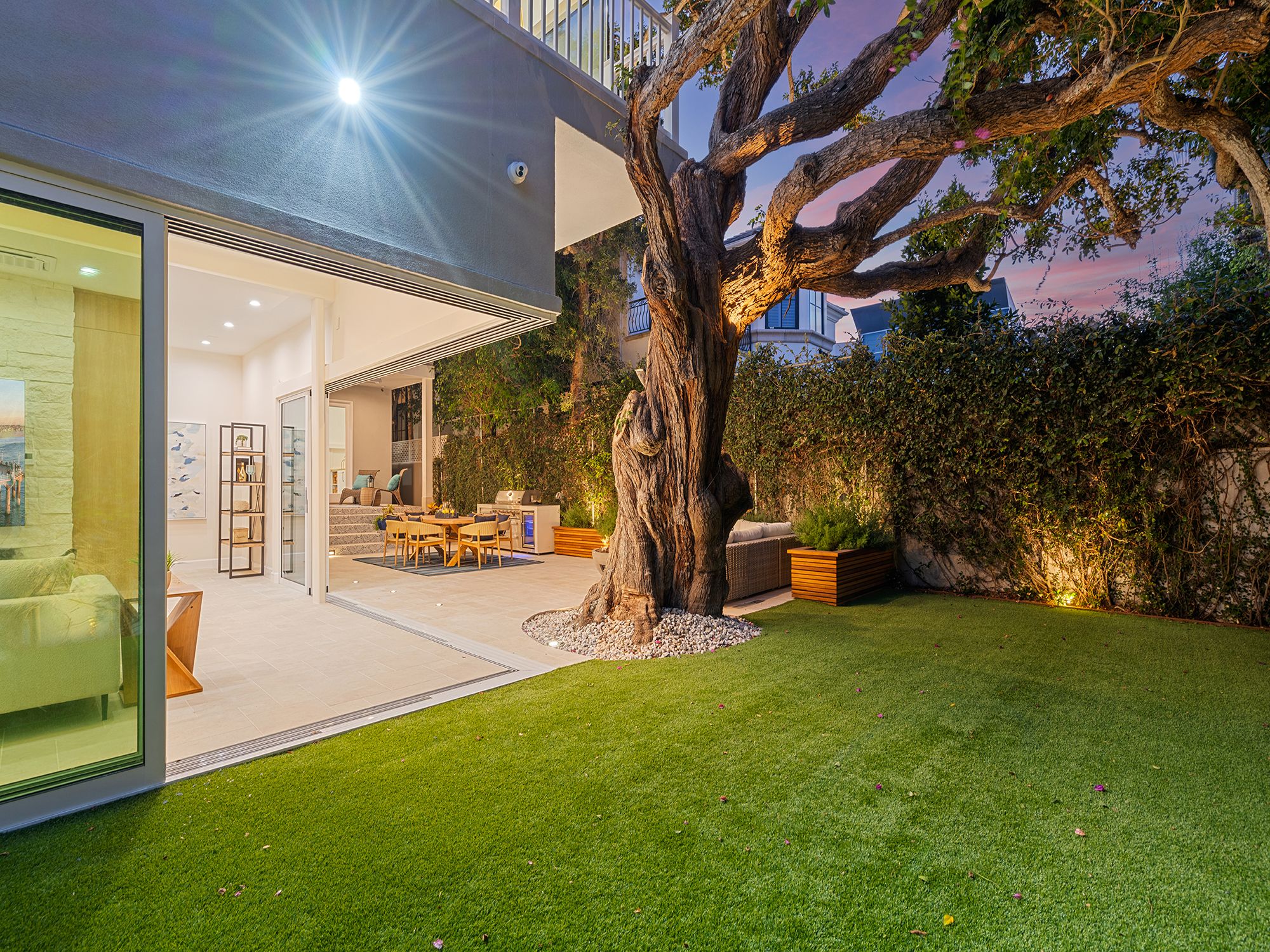  2300 John Street, Manhattan Beach, CA 90266 - 物件實景