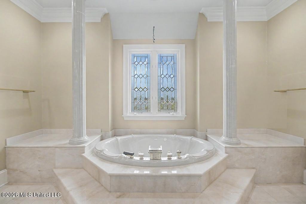 Gulfport, Mississippi, 39503, United States, 6 Bedrooms Bedrooms, ,7 BathroomsBathrooms,Residential,For Sale,2048640