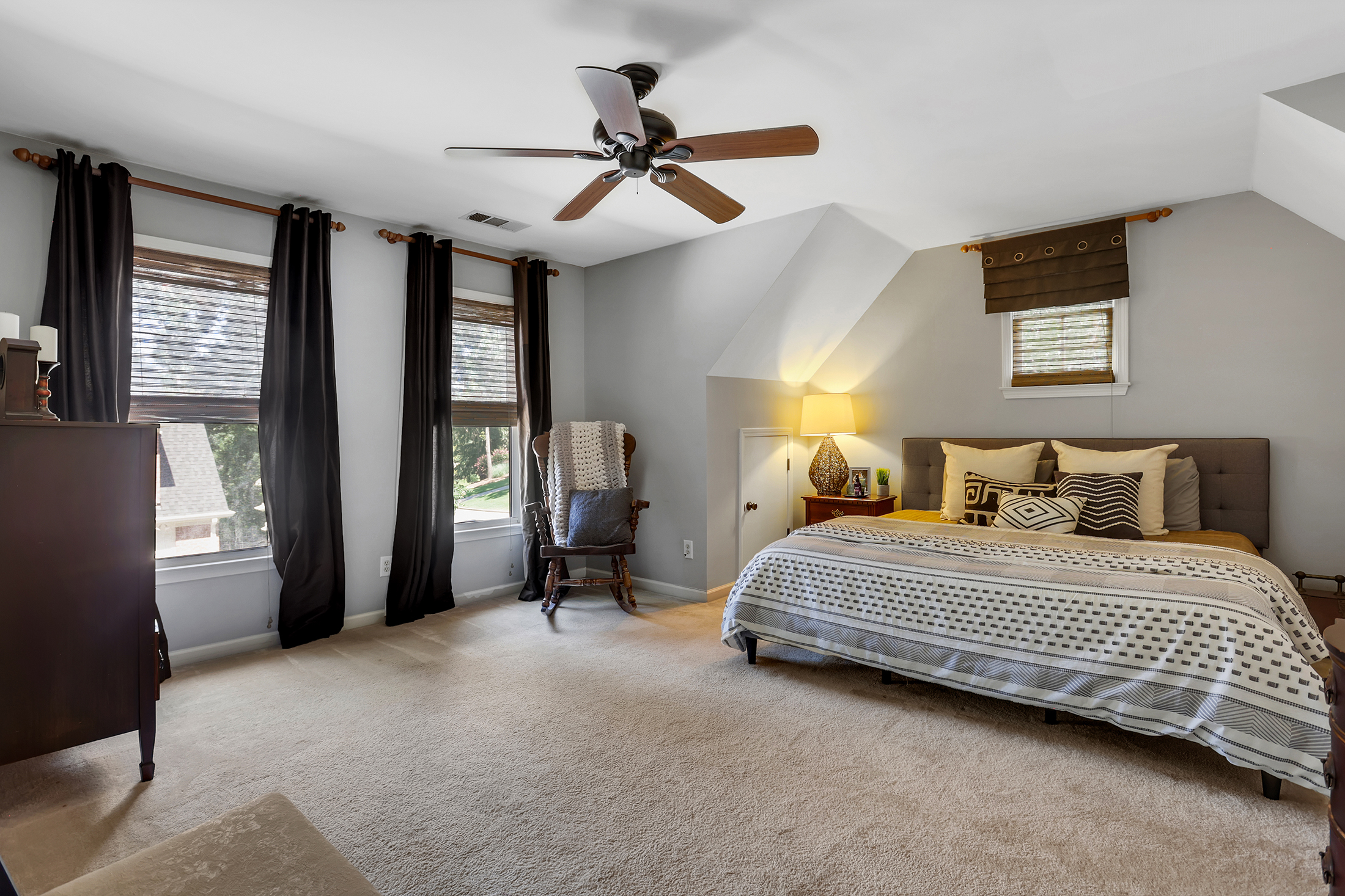  Beautifully Updated Home in River Plantation - 物件實景