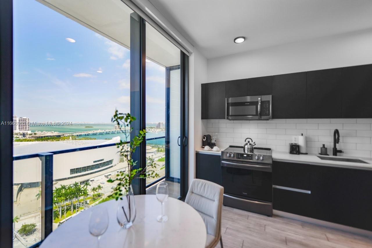 398 NE 5th St Unit 1708, Miami, Florida, 33132, United States, 1 Bedroom Bedrooms, ,1 BathroomBathrooms,Residential,For Sale,398 NE 5th St Unit 1708,1632142
