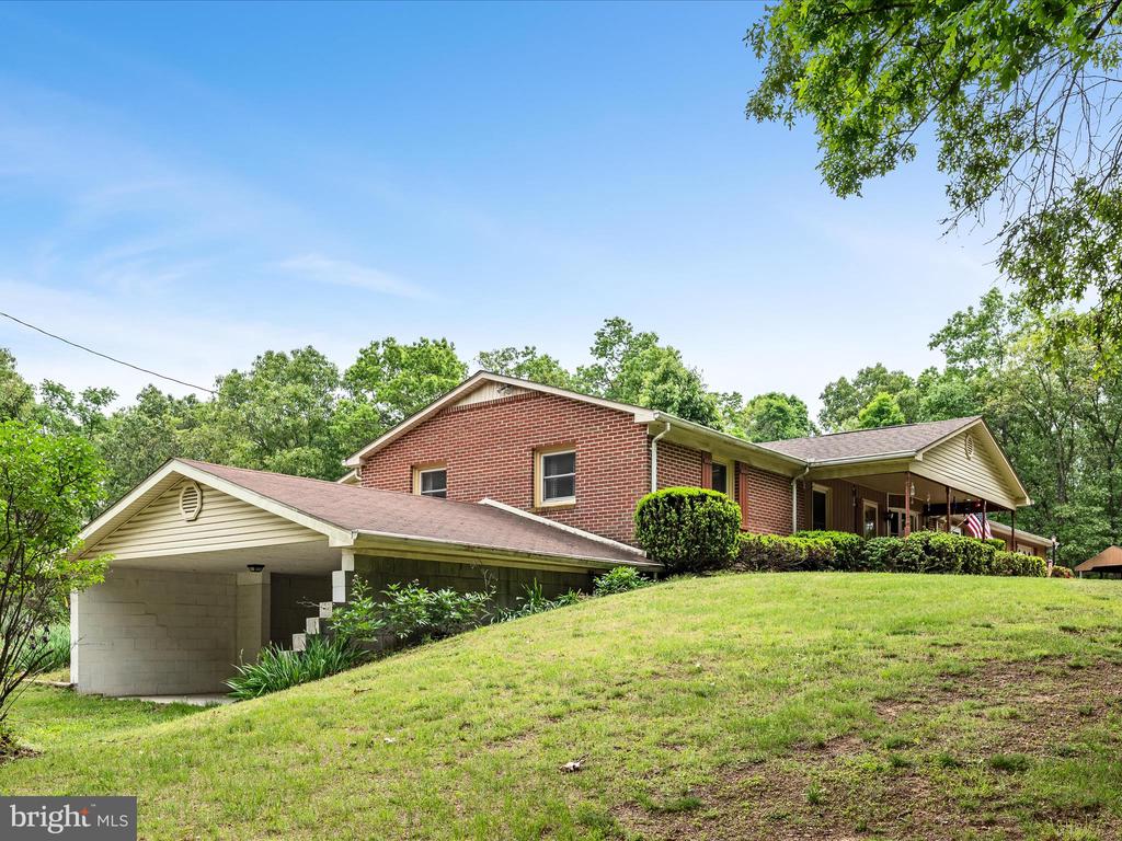 Winchester, Virginia, 22603, United States, 3 Bedrooms Bedrooms, ,3 BathroomsBathrooms,Residential,For Sale,1974619