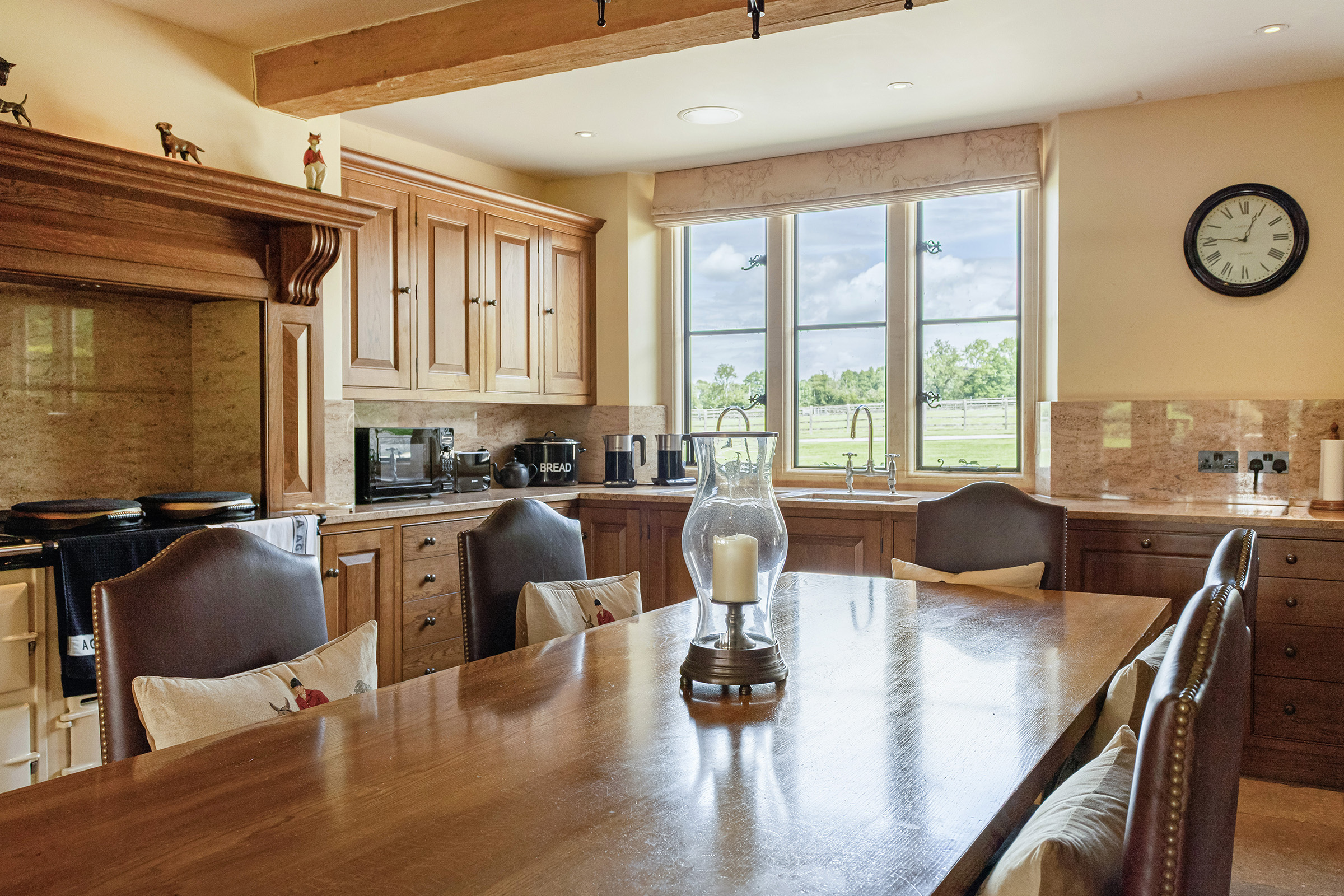  An Impressive Country Estate with Indoor Pool and Equestrian Facilities - 物件實景