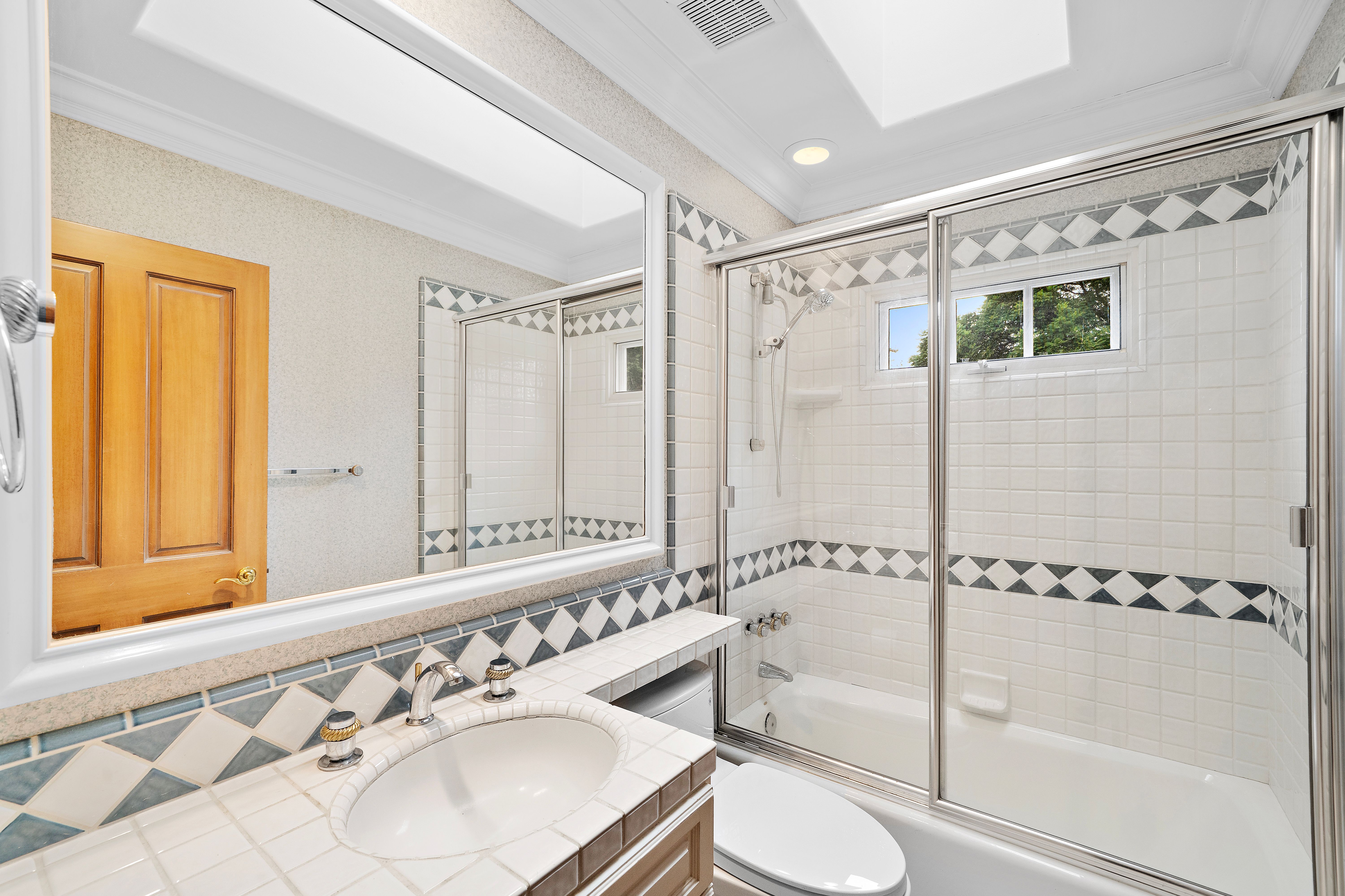  631 W. Devon Place, Long Beach, CA 90807 - 物件實景