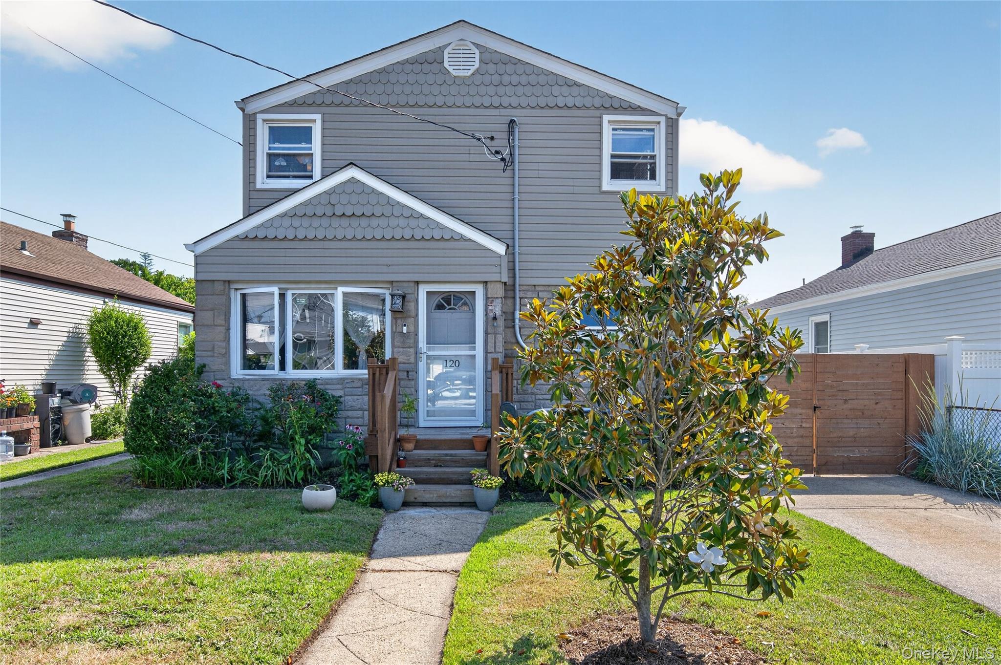  120 Bert Avenue, Westbury, NY, 11590 - 物件實景