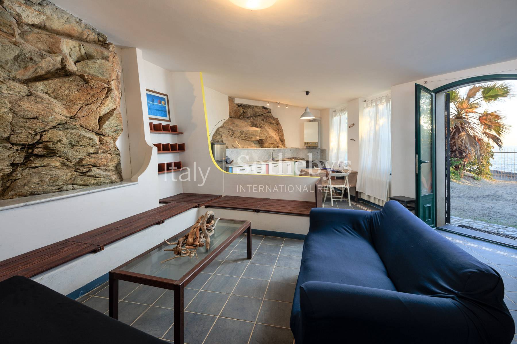  Elegant villa with private bay in Varazze - 物件實景