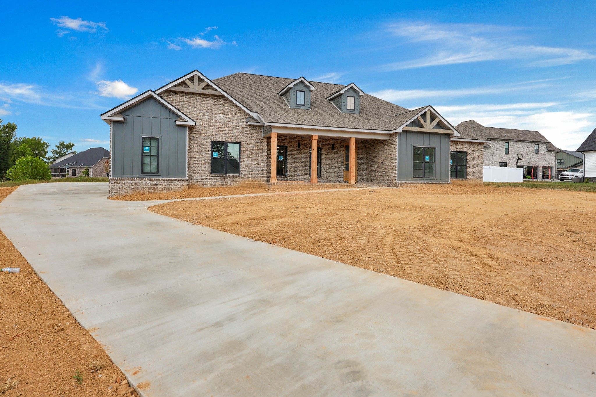 Clarksville, Tennessee, 37043, United States, 4 Bedrooms Bedrooms, ,3 BathroomsBathrooms,Residential,For Sale,1944940