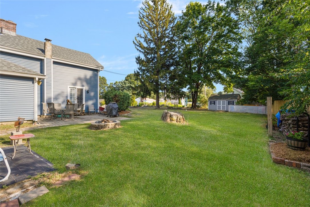 North Kingstown, Rhode Island, 02852, United States, 3 Bedrooms Bedrooms, ,2 BathroomsBathrooms,Residential,For Sale,1960458
