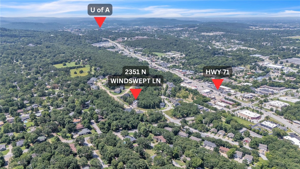 Fayetteville, Arkansas, 72703, United States, 4 Bedrooms Bedrooms, ,5 BathroomsBathrooms,Residential,For Sale,1902813