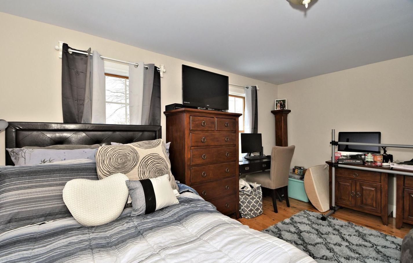 Pennington, New Jersey, 08534, United States, 3 Bedrooms Bedrooms, ,Residential,For Sale,1928704