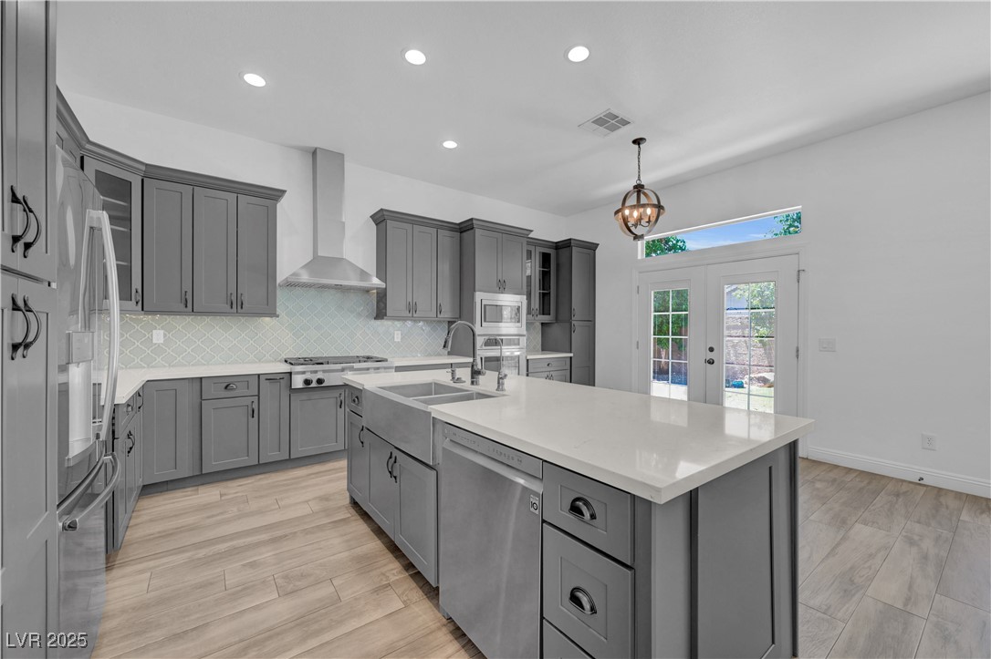 Henderson, Nevada, 89052, United States, 5 Bedrooms Bedrooms, ,2 BathroomsBathrooms,Residential,For Sale,1897207